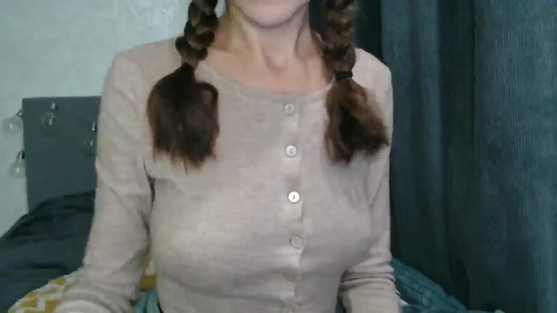 Gallery image thumbnail from Nora_Sweet's myfreecams stream on, 10/17/2024, 17:04 image 13 of 20