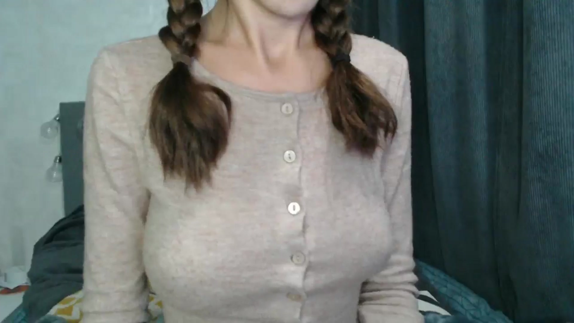 Gallery image thumbnail from Nora_Sweet's myfreecams stream on, 10/17/2024, 17:04 image 6 of 20