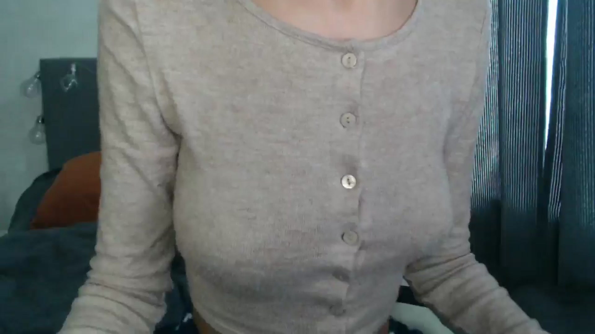 Gallery image thumbnail from Nora_Sweet's myfreecams stream on, 10/18/2024, 08:18 image 2 of 20