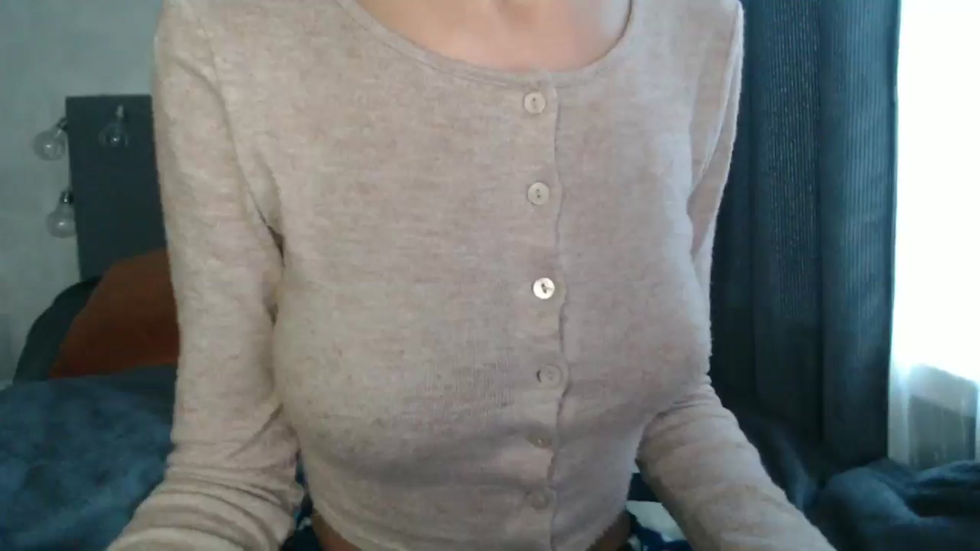 Gallery image thumbnail from Nora_Sweet's myfreecams stream on, 10/18/2024, 08:18 image 3 of 20