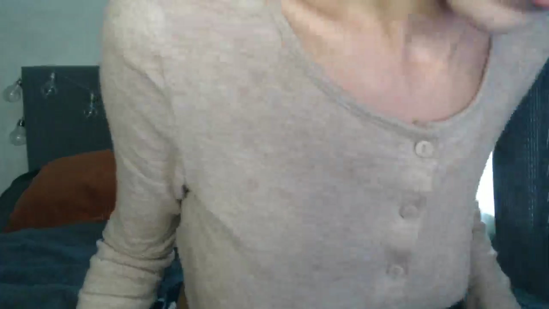 Gallery image thumbnail from Nora_Sweet's myfreecams stream on, 10/18/2024, 08:57 image 12 of 20
