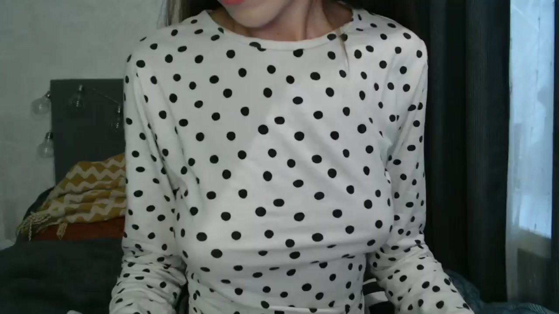 Gallery image thumbnail from Nora_Sweet's myfreecams stream on, 10/18/2024, 11:17 image 16 of 20