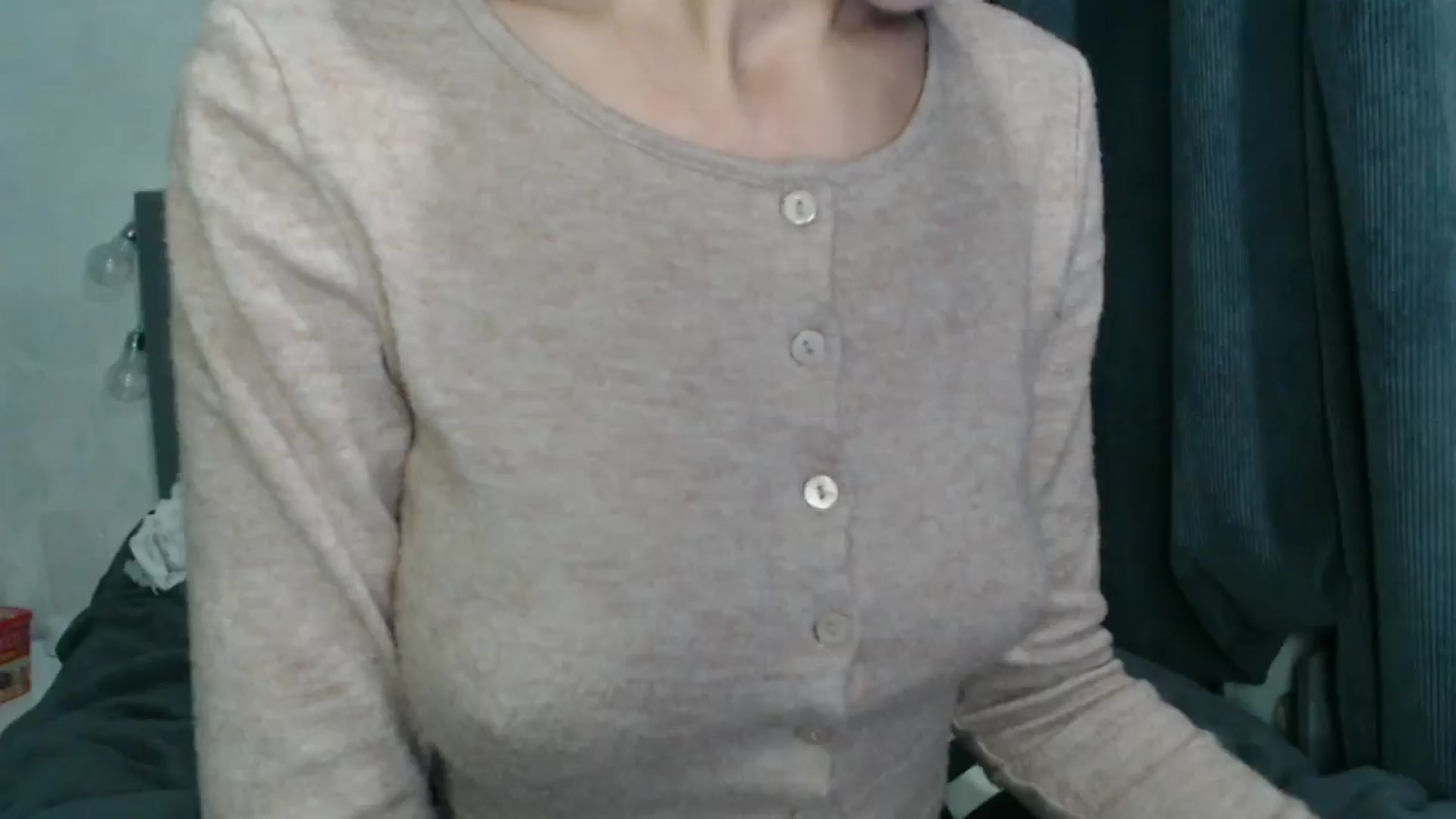 Gallery image thumbnail from Nora_Sweet's myfreecams stream on, 11/18/2024, 09:34 image 13 of 20