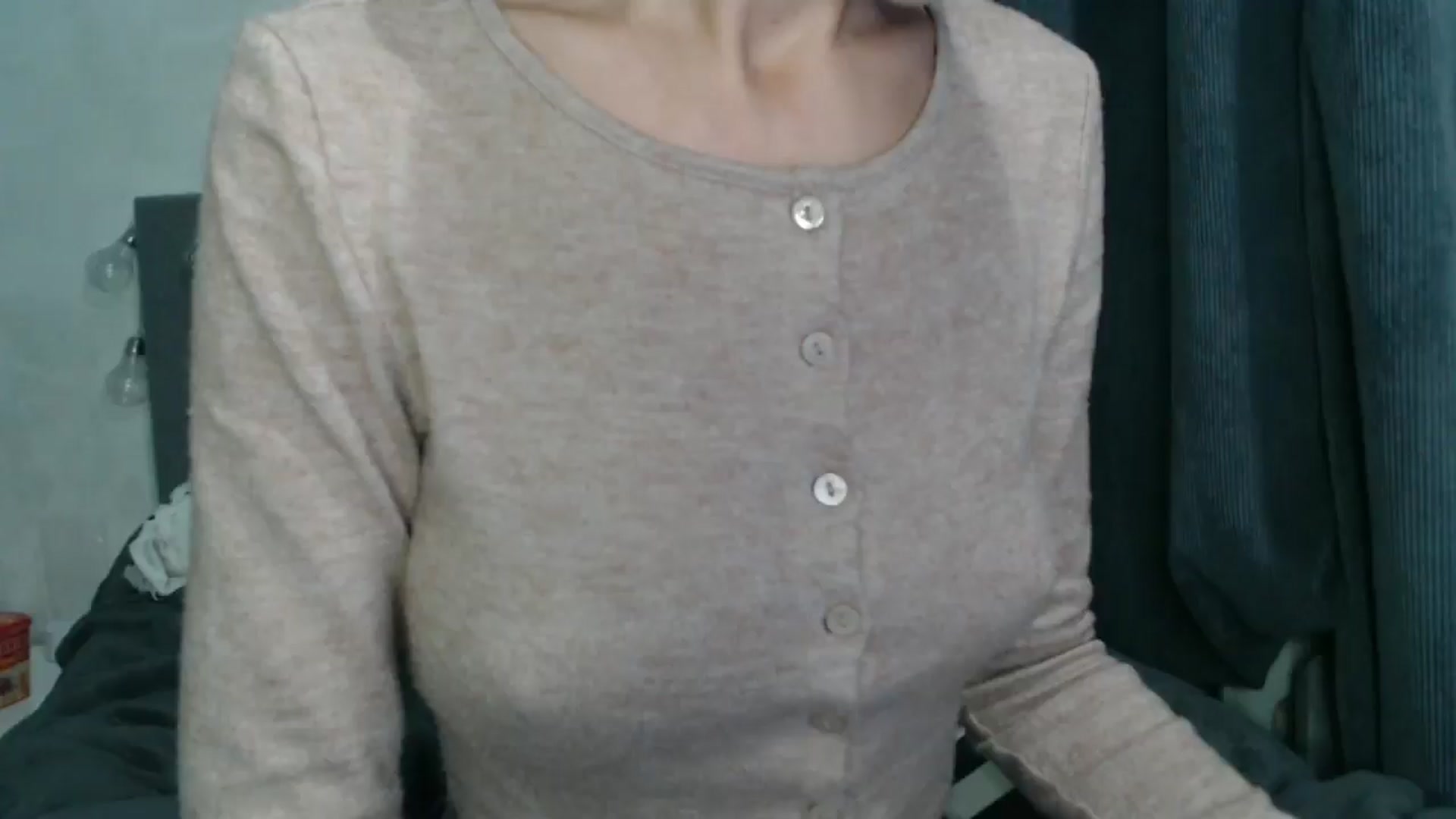 Gallery image thumbnail from Nora_Sweet's myfreecams stream on, 11/18/2024, 09:34 image 1 of 20