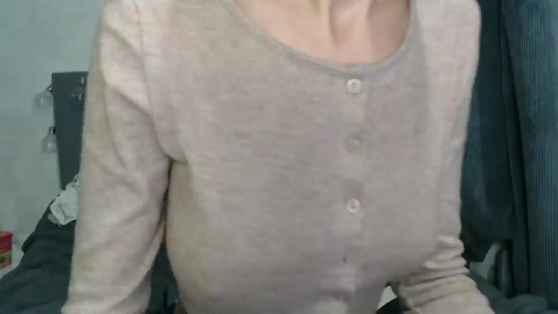 Gallery image thumbnail from Nora_Sweet's myfreecams stream on, 11/18/2024, 09:34 image 17 of 20