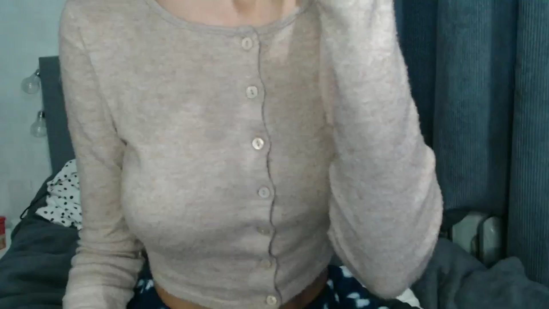 Gallery image thumbnail from Nora_Sweet's myfreecams stream on, 11/19/2024, 12:26 image 6 of 20