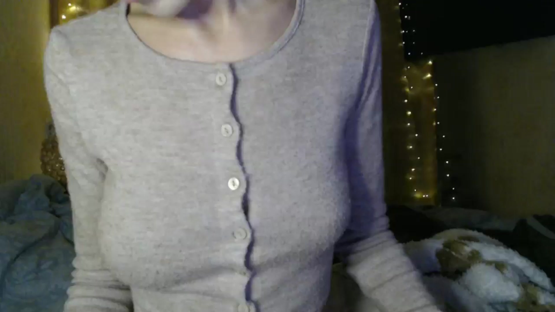 Gallery image thumbnail from Nora_Sweet's myfreecams stream on, 12/04/2024, 14:54 image 17 of 20