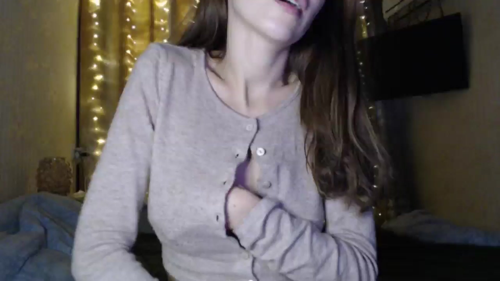 Gallery image thumbnail from Nora_Sweet's myfreecams stream on, 12/10/2024, 09:00 image 14 of 20