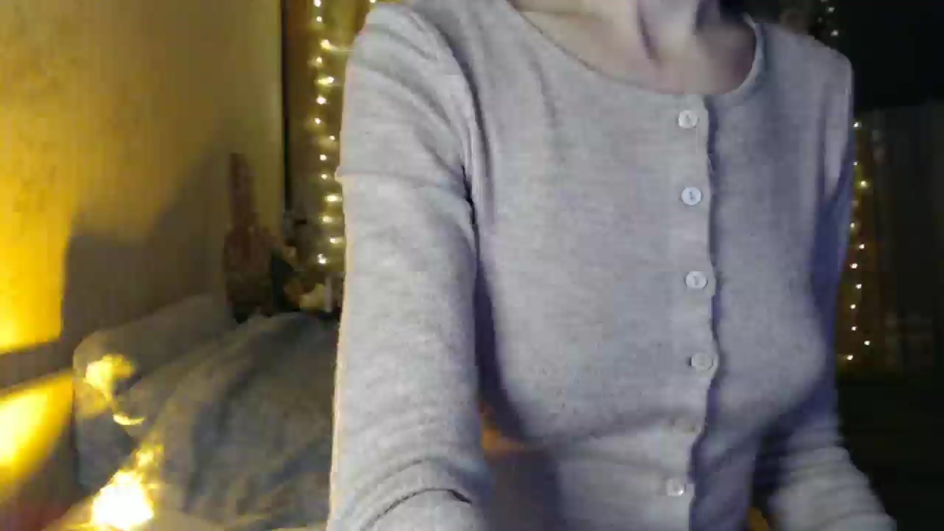 Gallery image thumbnail from Nora_Sweet's myfreecams stream on, 12/12/2024, 11:50 image 17 of 20