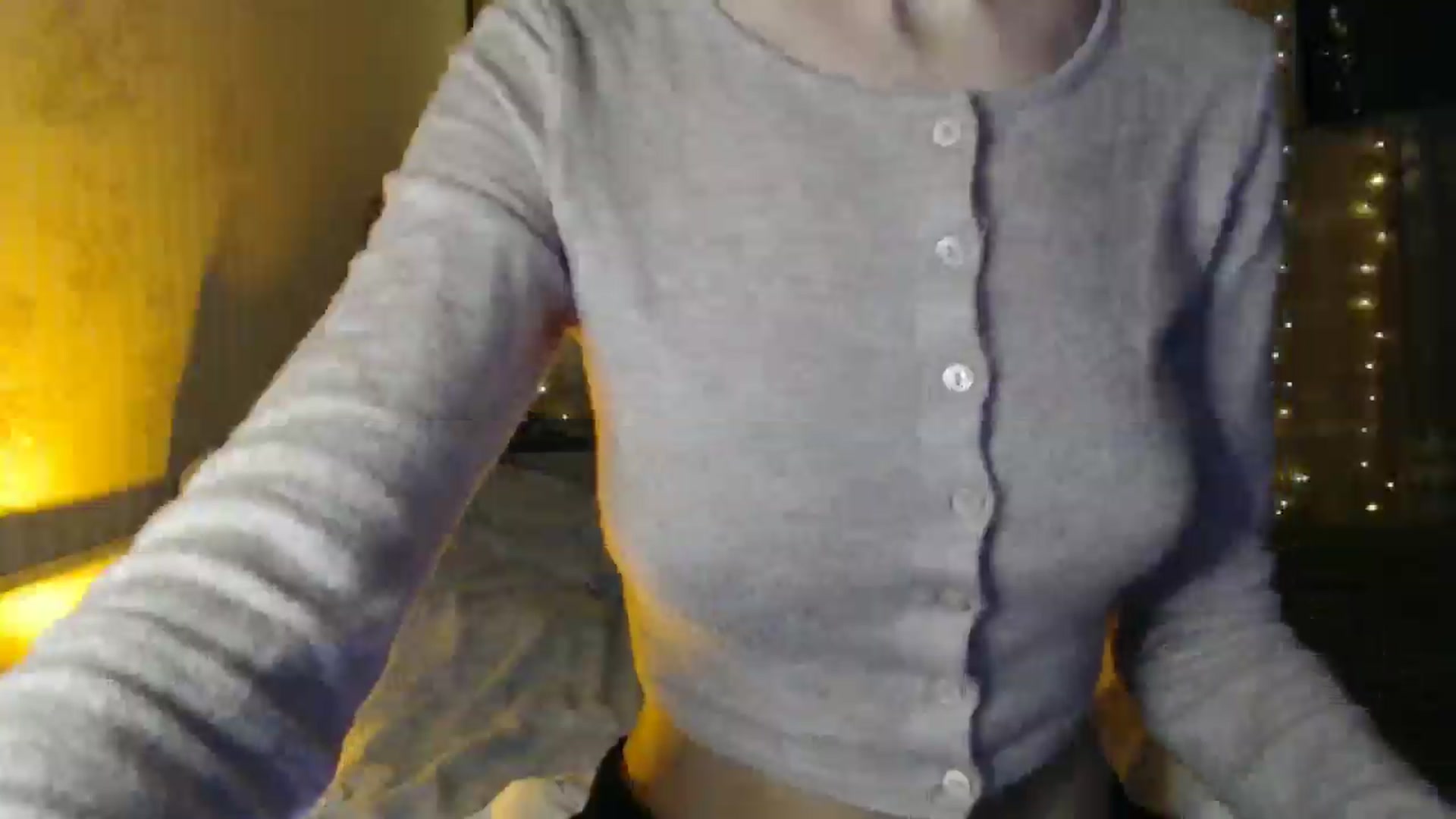 Gallery image thumbnail from Nora_Sweet's myfreecams stream on, 12/16/2024, 12:35 image 19 of 20