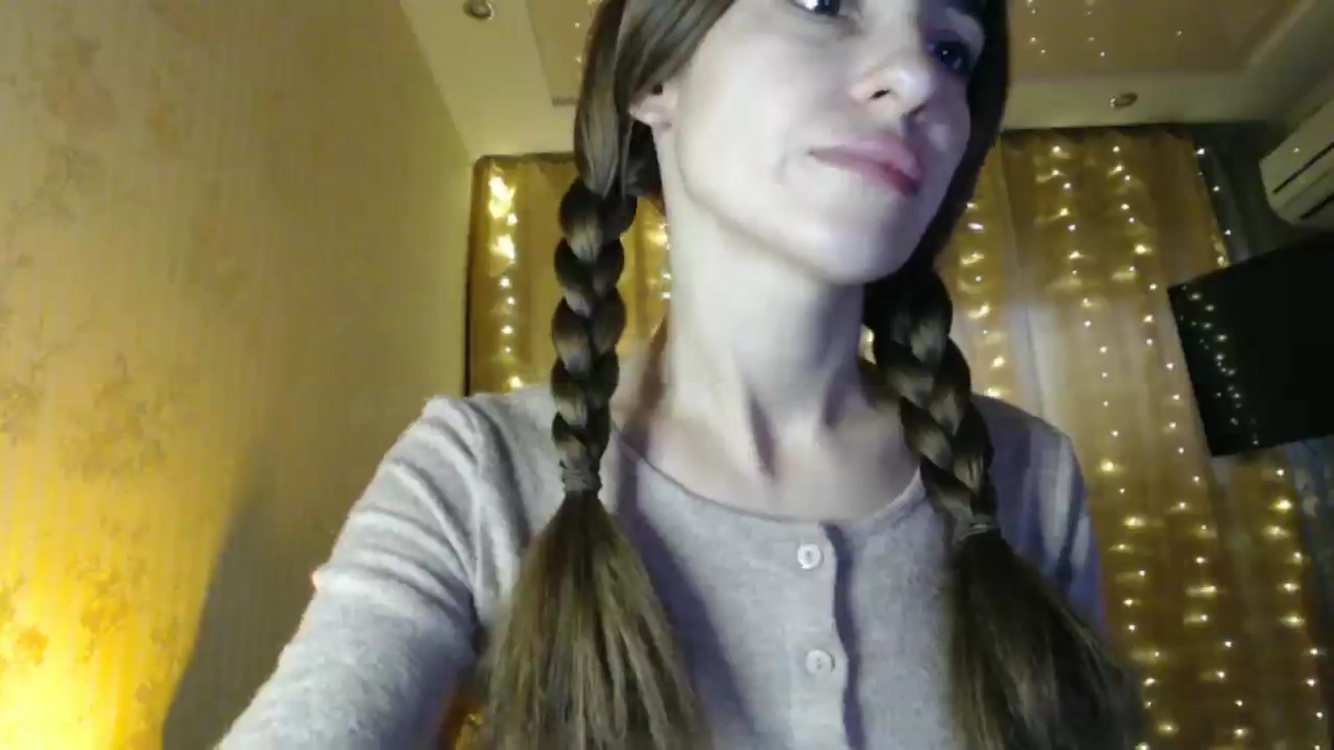 Gallery image thumbnail from Nora_Sweet's myfreecams stream on, 12/18/2024, 08:56 image 2 of 20