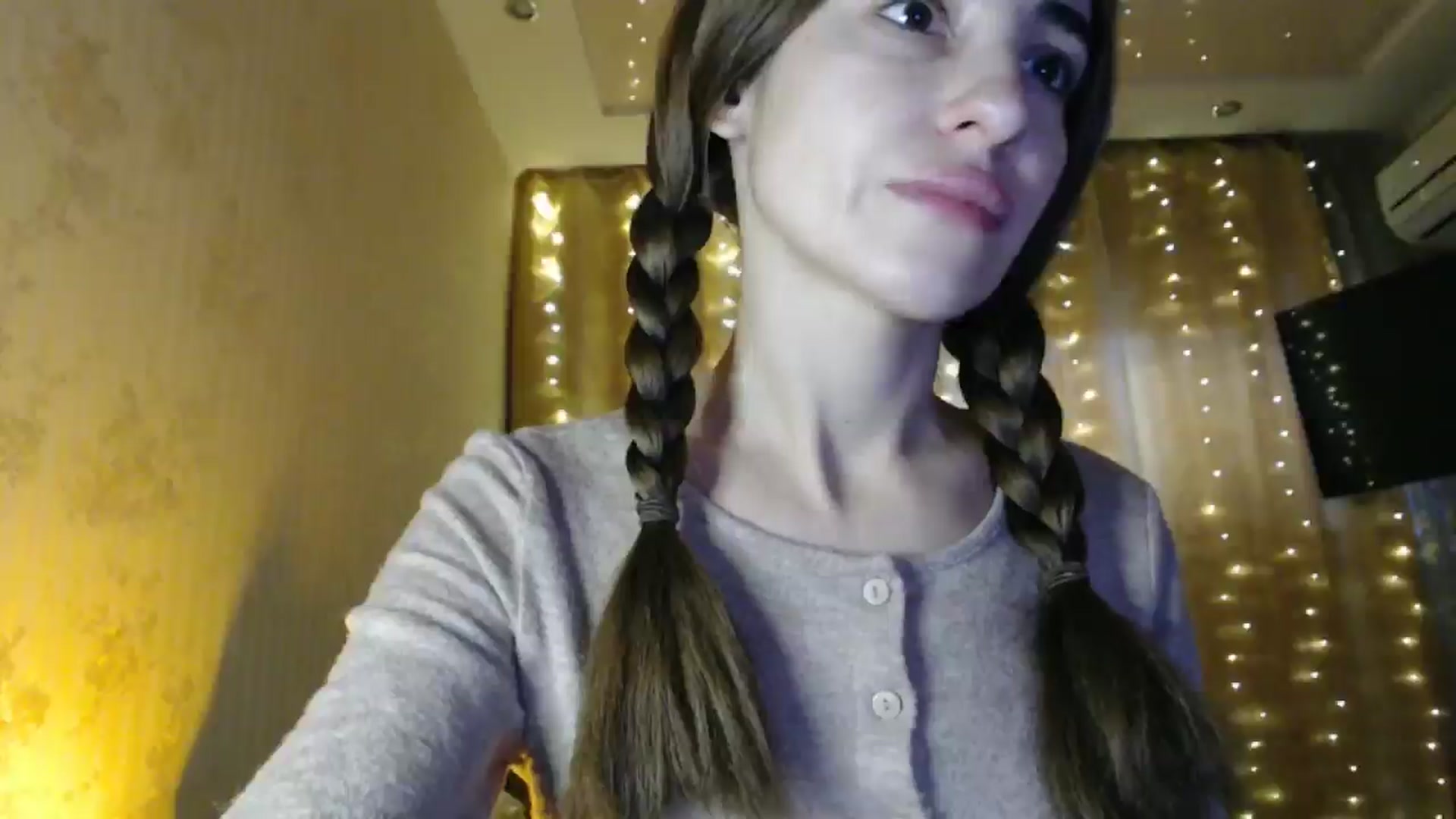 Gallery image thumbnail from Nora_Sweet's myfreecams stream on, 12/18/2024, 08:56 image 4 of 20