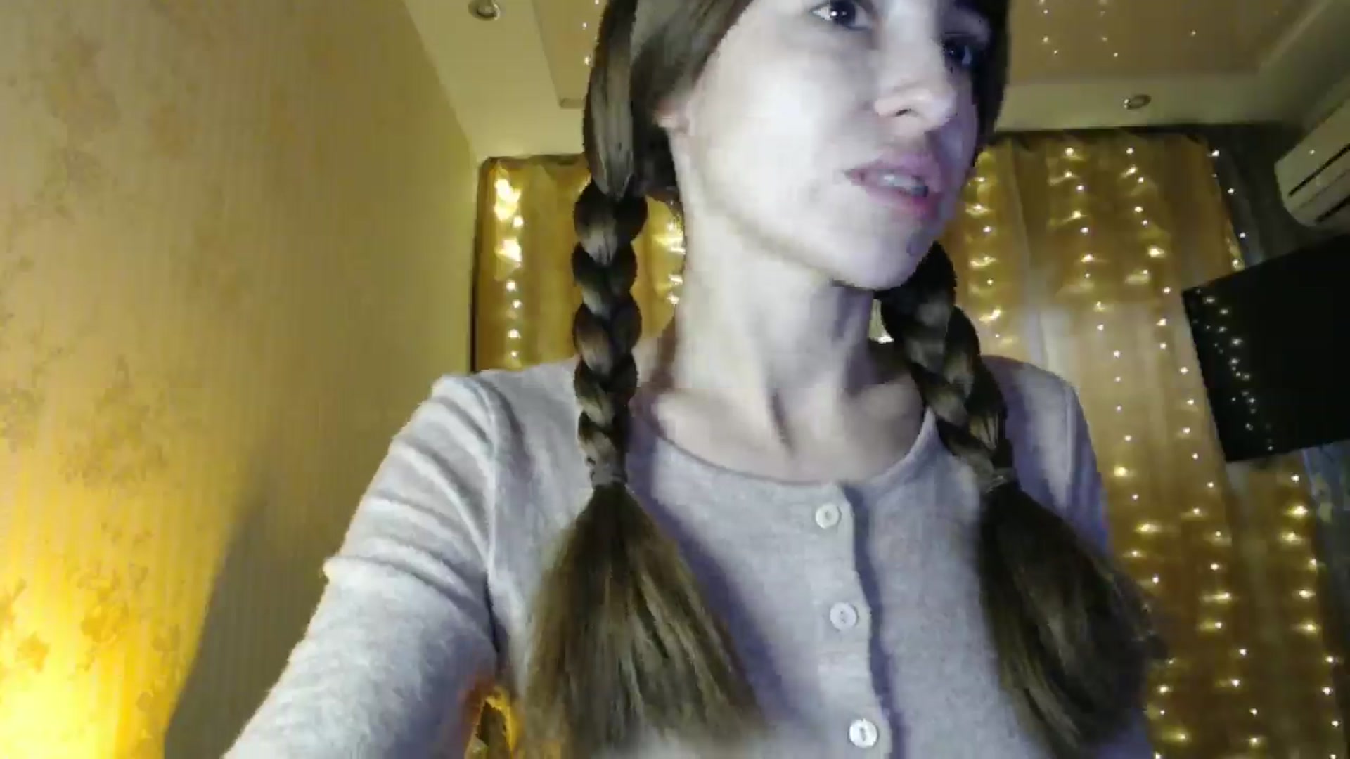 Gallery image thumbnail from Nora_Sweet's myfreecams stream on, 12/18/2024, 08:56 image 5 of 20