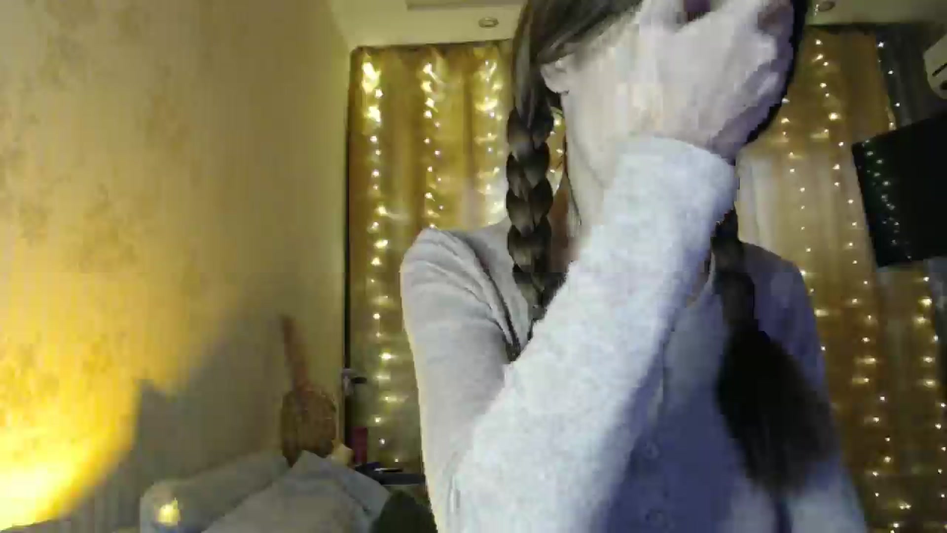 Gallery image thumbnail from Nora_Sweet's myfreecams stream on, 12/19/2024, 09:20 image 17 of 20