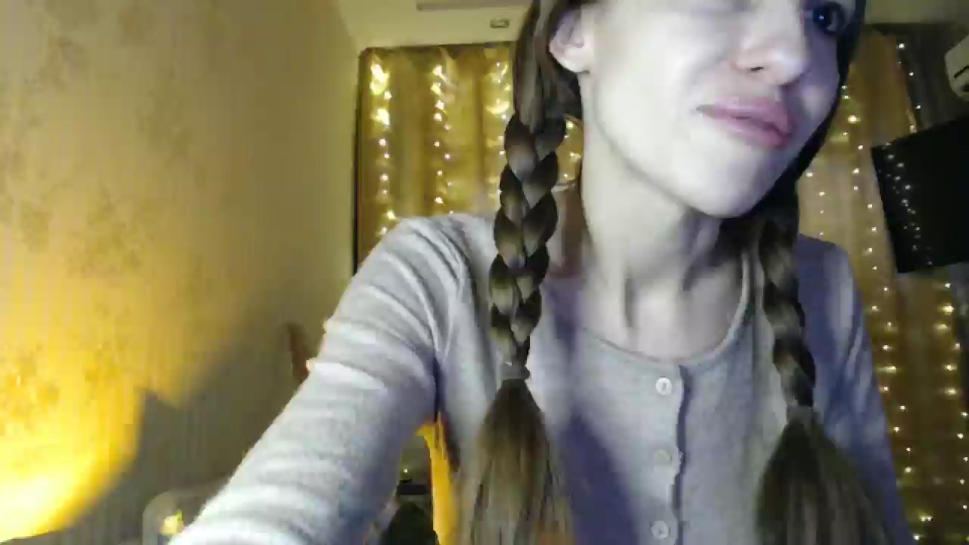 Gallery image thumbnail from Nora_Sweet's myfreecams stream on, 12/19/2024, 09:20 image 9 of 20