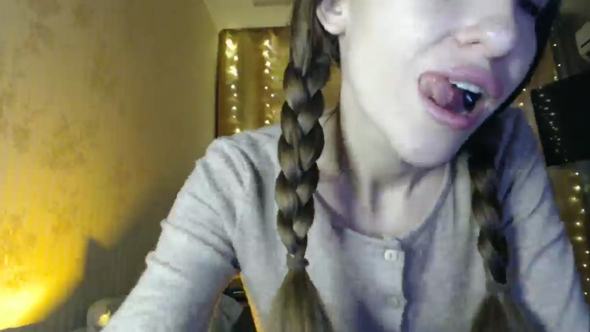 Gallery image thumbnail from Nora_Sweet's myfreecams stream on, 12/19/2024, 09:20 image 10 of 20