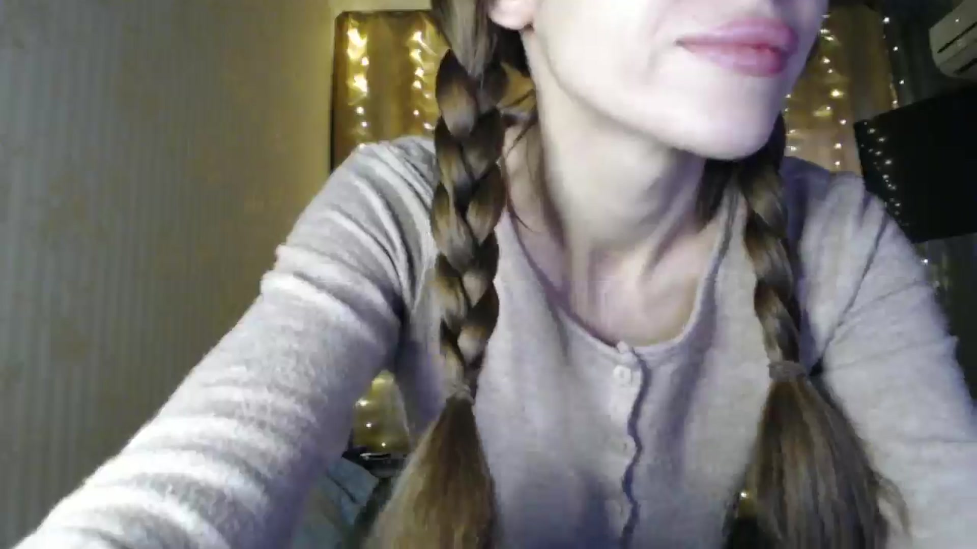 Gallery image thumbnail from Nora_Sweet's myfreecams stream on, 12/19/2024, 10:35 image 18 of 20