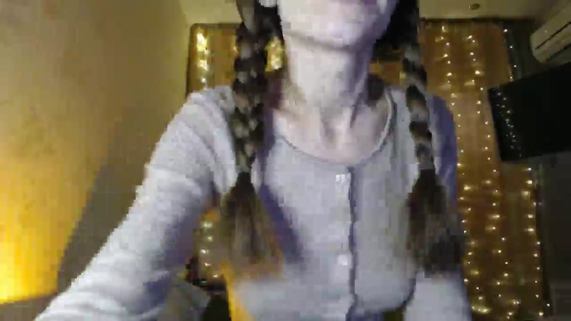 Gallery image thumbnail from Nora_Sweet's myfreecams stream on, 12/19/2024, 13:05 image 15 of 20