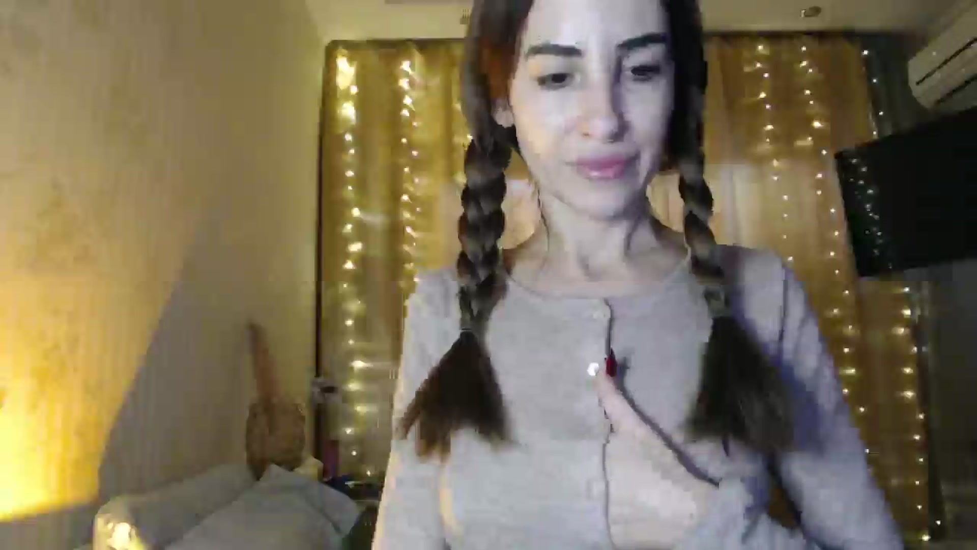 Gallery image thumbnail from Nora_Sweet's myfreecams stream on, 12/19/2024, 13:05 image 12 of 20