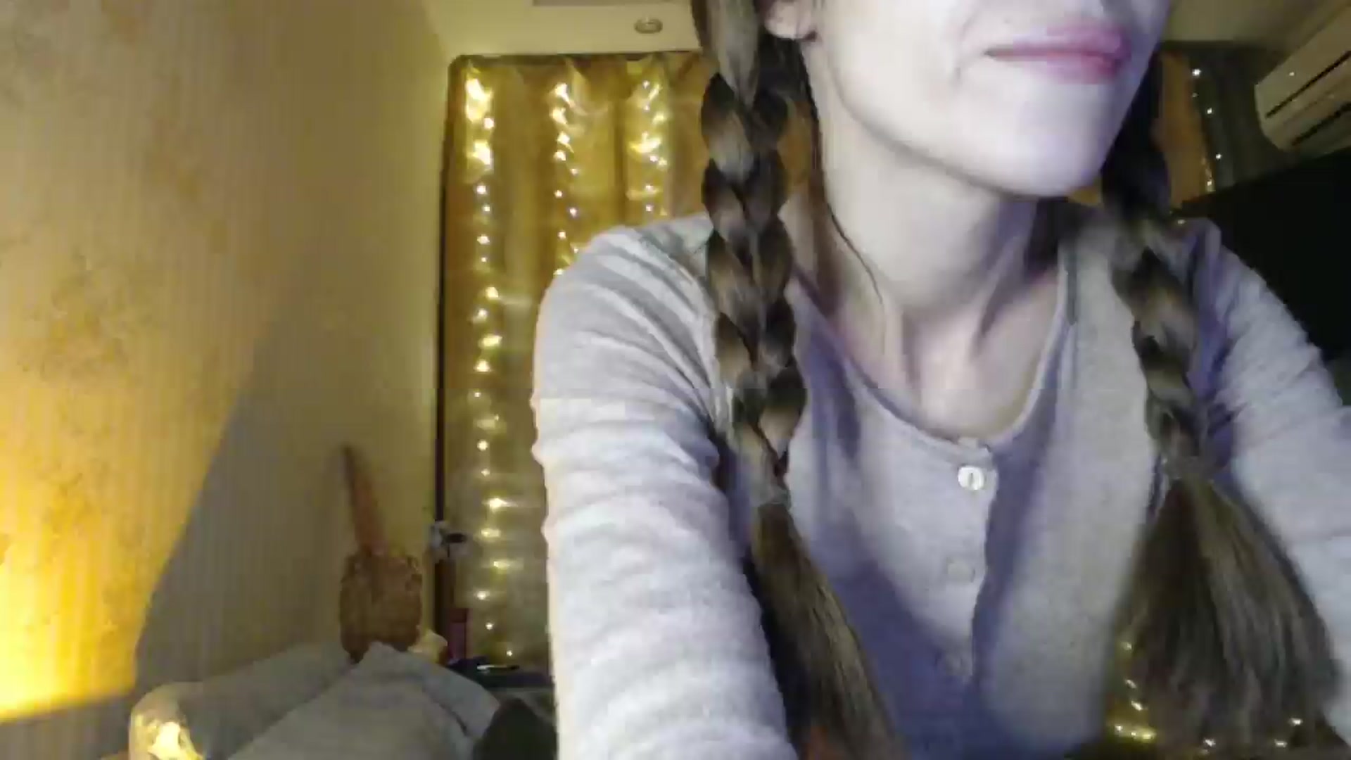 Gallery image thumbnail from Nora_Sweet's myfreecams stream on, 12/19/2024, 13:05 image 19 of 20