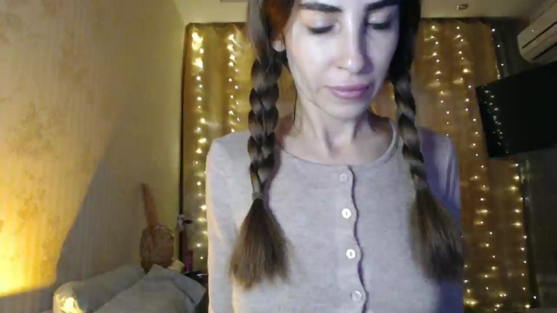 Gallery image thumbnail from Nora_Sweet's myfreecams stream on, 12/19/2024, 14:31 image 1 of 20