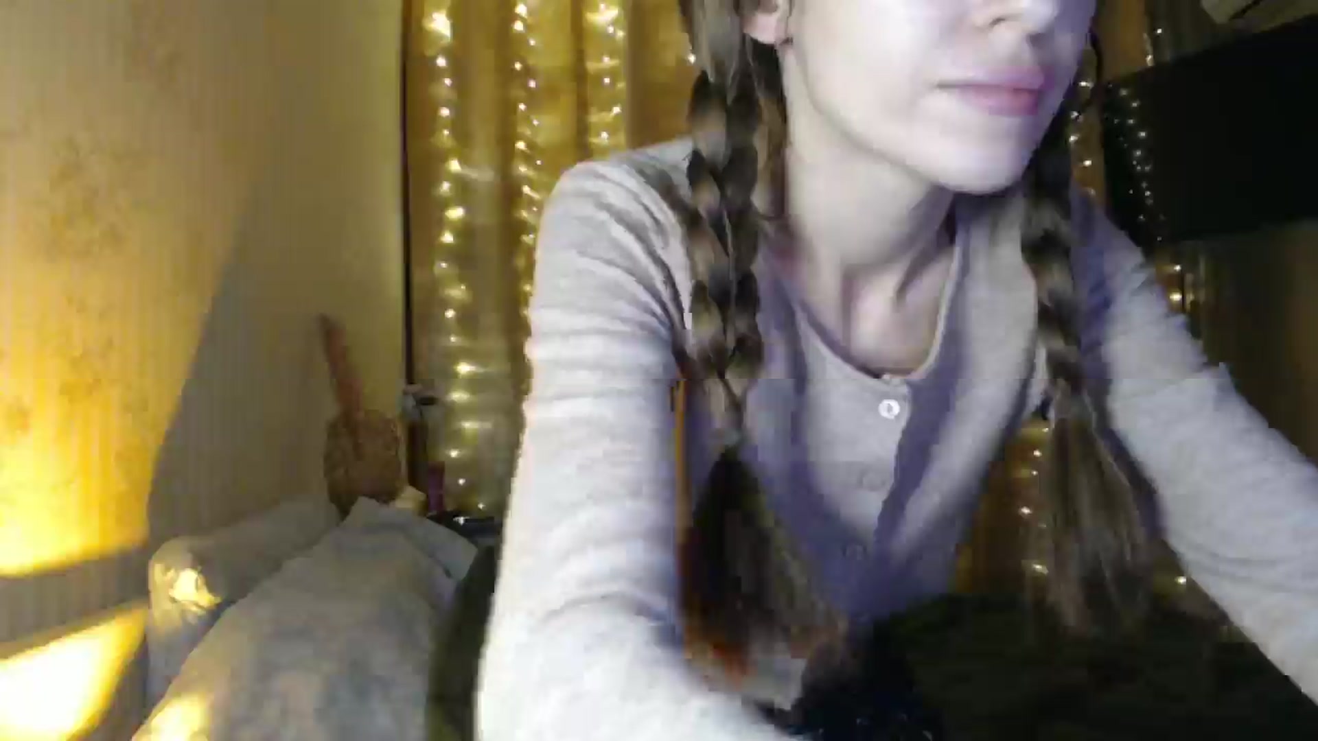 Gallery image thumbnail from Nora_Sweet's myfreecams stream on, 12/19/2024, 14:31 image 12 of 20