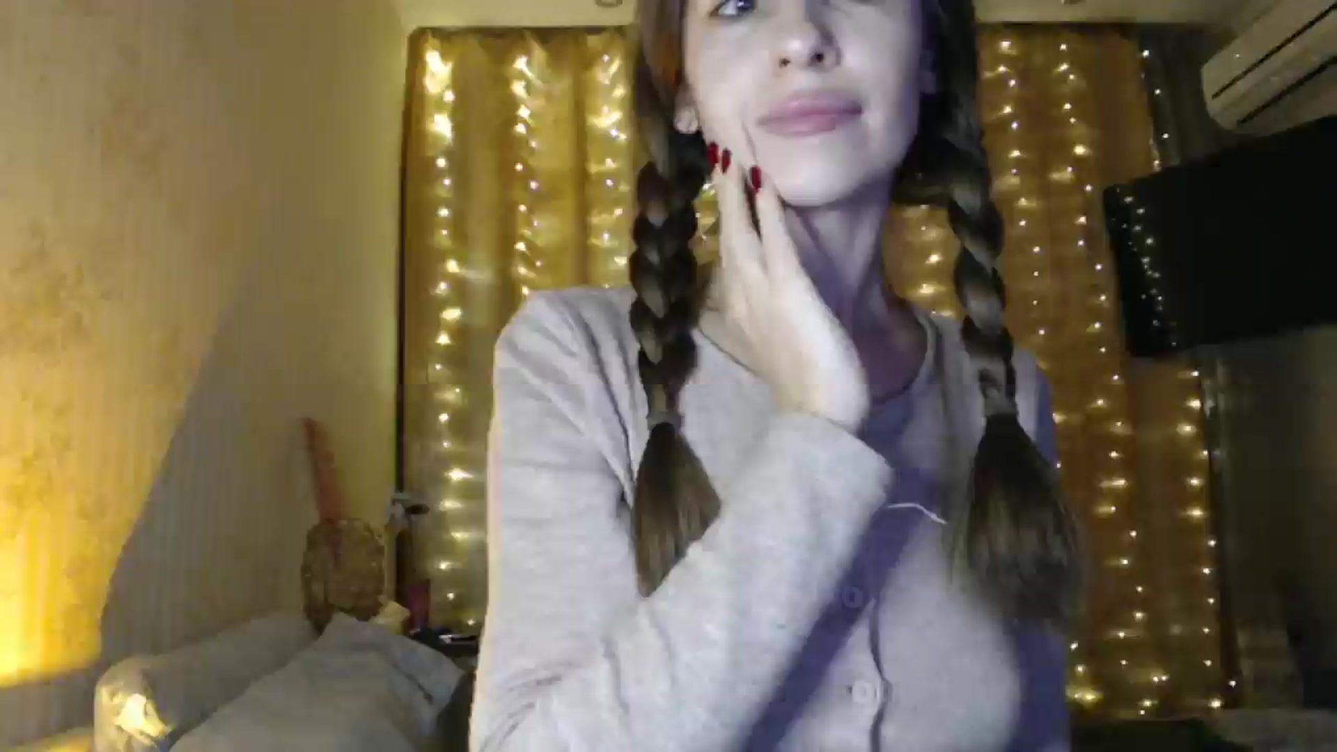 Gallery image thumbnail from Nora_Sweet's myfreecams stream on, 12/19/2024, 14:31 image 6 of 20