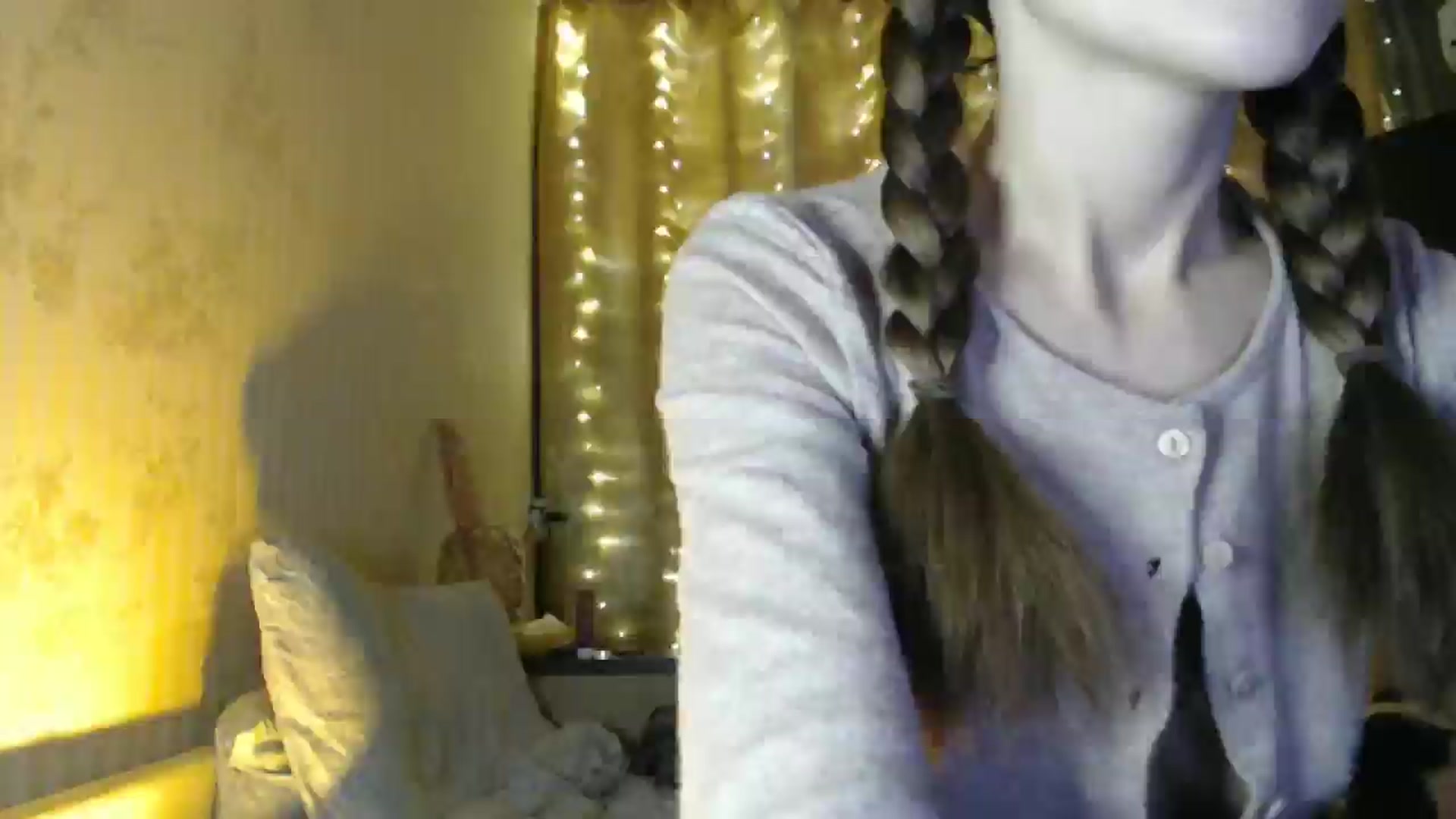 Gallery image thumbnail from Nora_Sweet's myfreecams stream on, 12/20/2024, 13:41 image 18 of 20