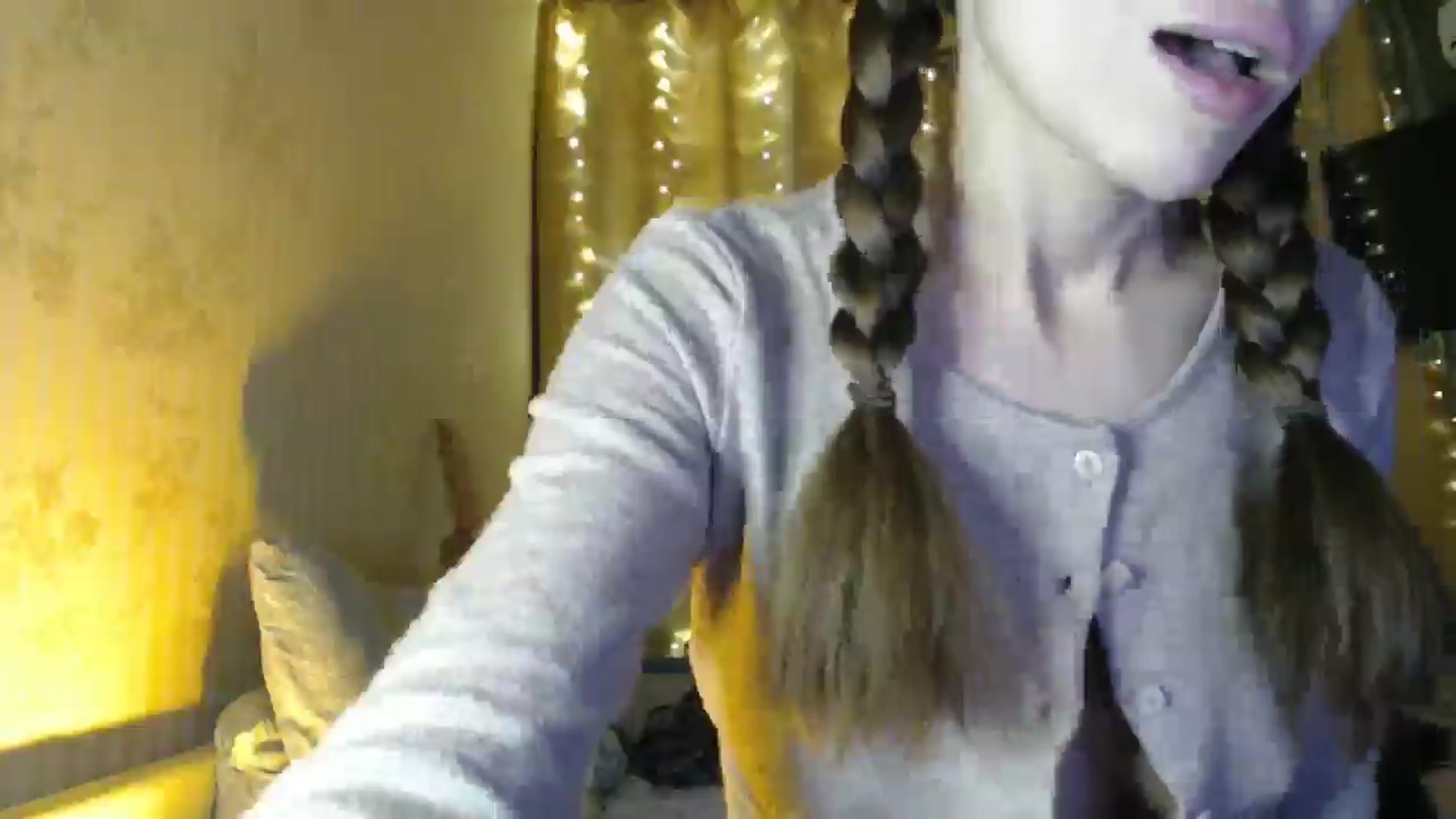 Gallery image thumbnail from Nora_Sweet's myfreecams stream on, 12/20/2024, 13:41 image 17 of 20