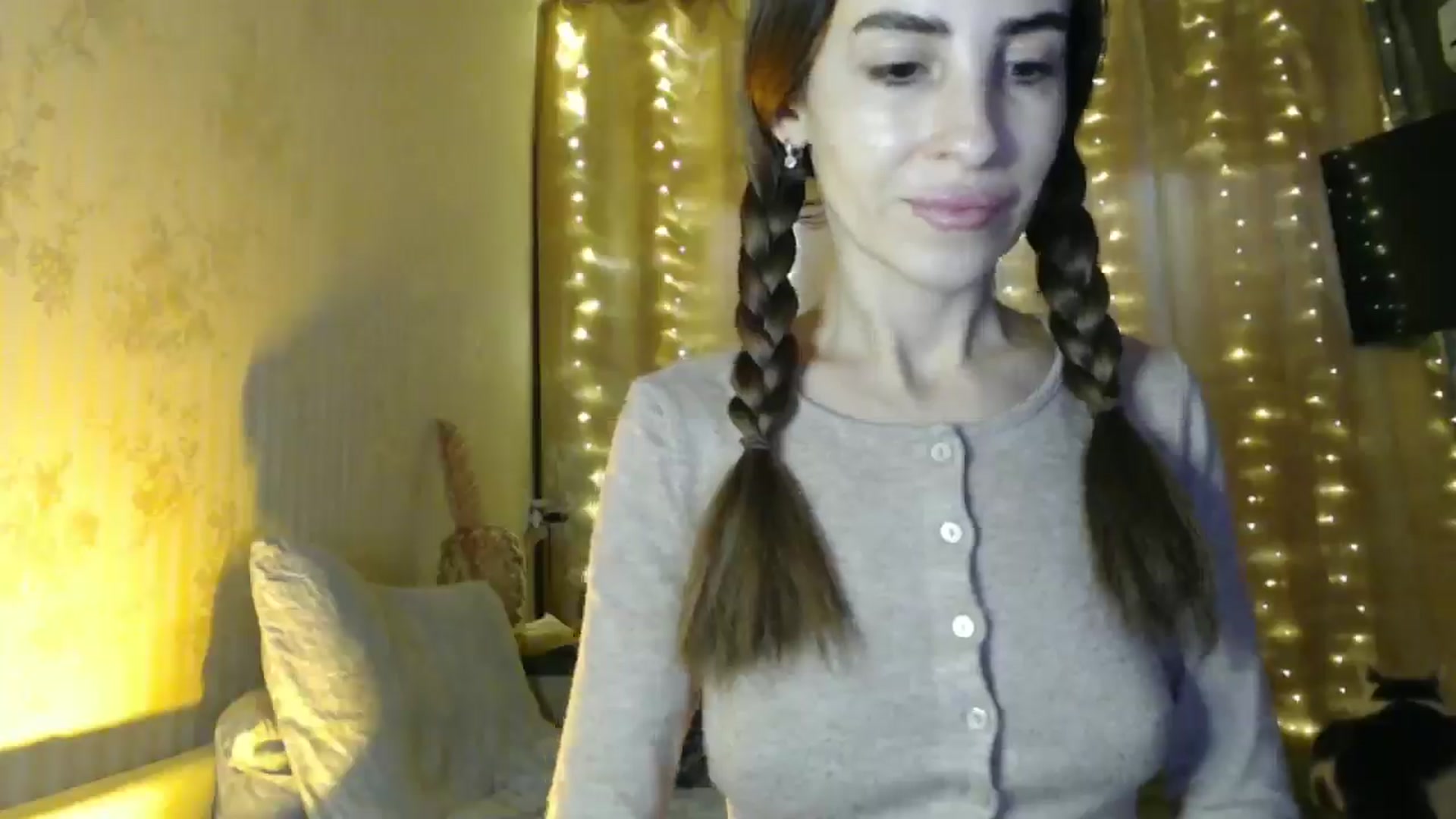 Gallery image thumbnail from Nora_Sweet's myfreecams stream on, 12/20/2024, 13:41 image 6 of 20