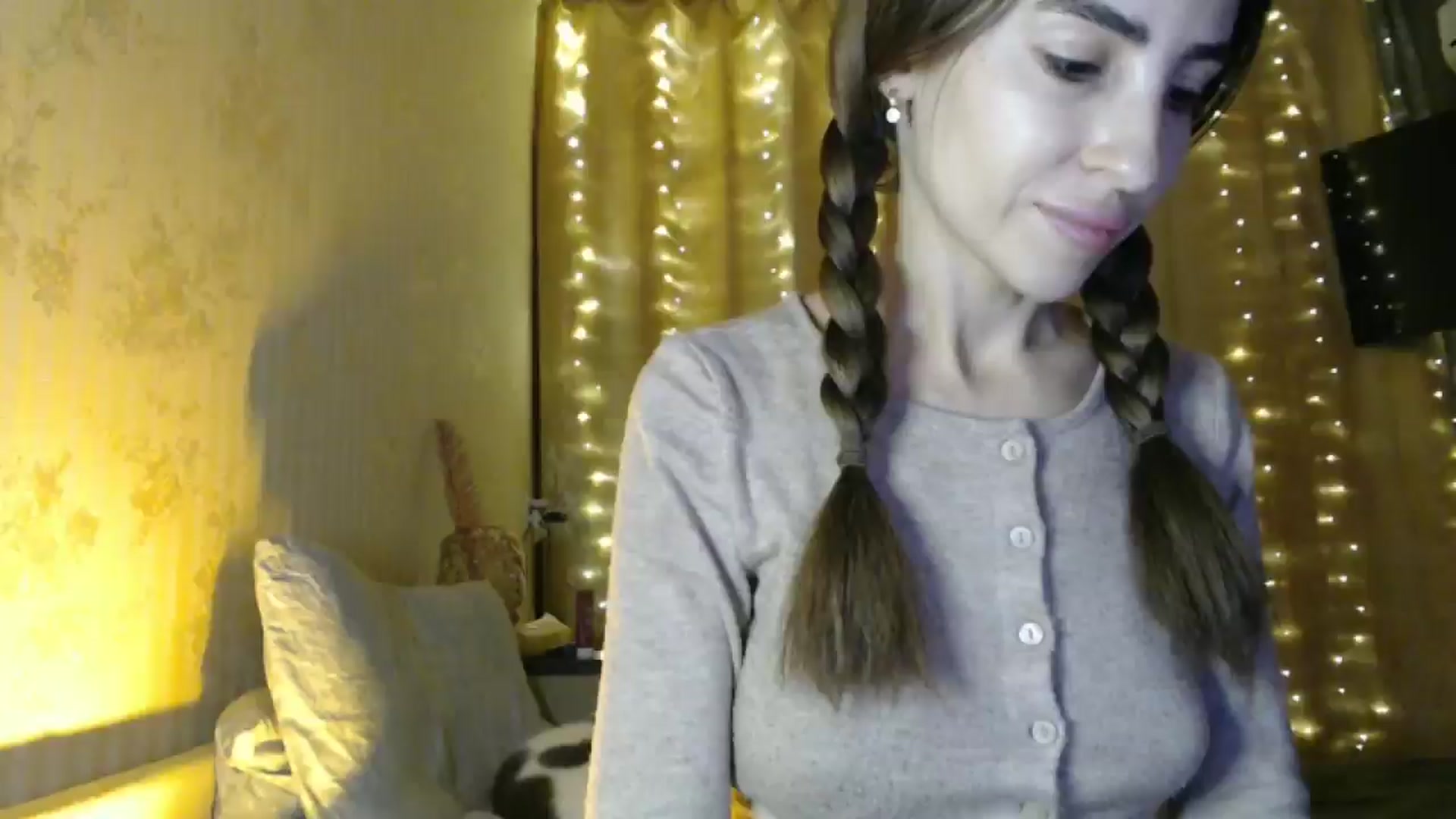 Gallery image thumbnail from Nora_Sweet's myfreecams stream on, 12/20/2024, 14:42 image 5 of 20