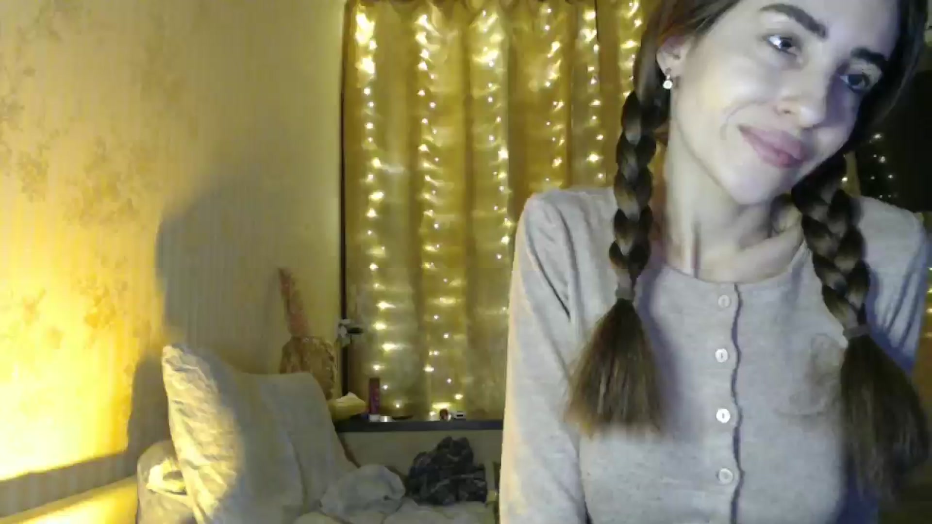 Gallery image thumbnail from Nora_Sweet's myfreecams stream on, 12/20/2024, 14:42 image 10 of 20