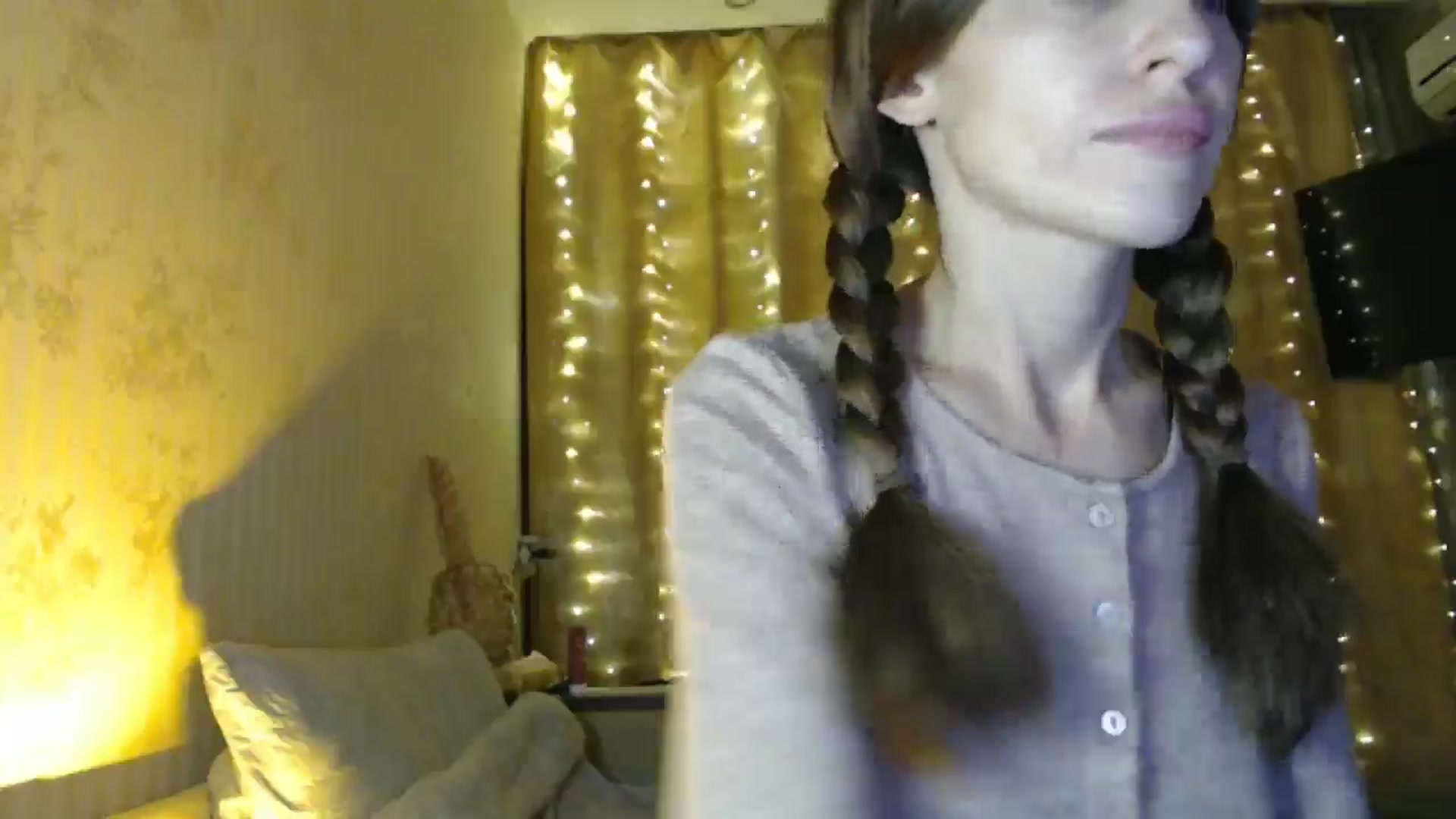 Gallery image thumbnail from Nora_Sweet's myfreecams stream on, 12/21/2024, 15:18 image 12 of 20
