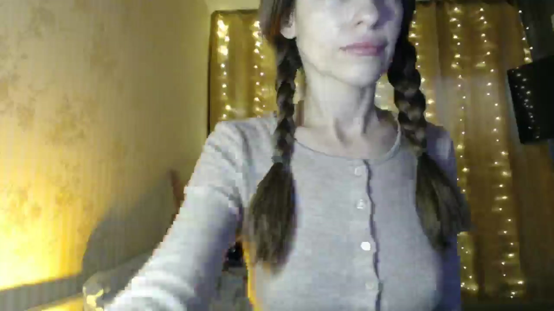 Gallery image thumbnail from Nora_Sweet's myfreecams stream on, 12/23/2024, 10:13 image 14 of 20