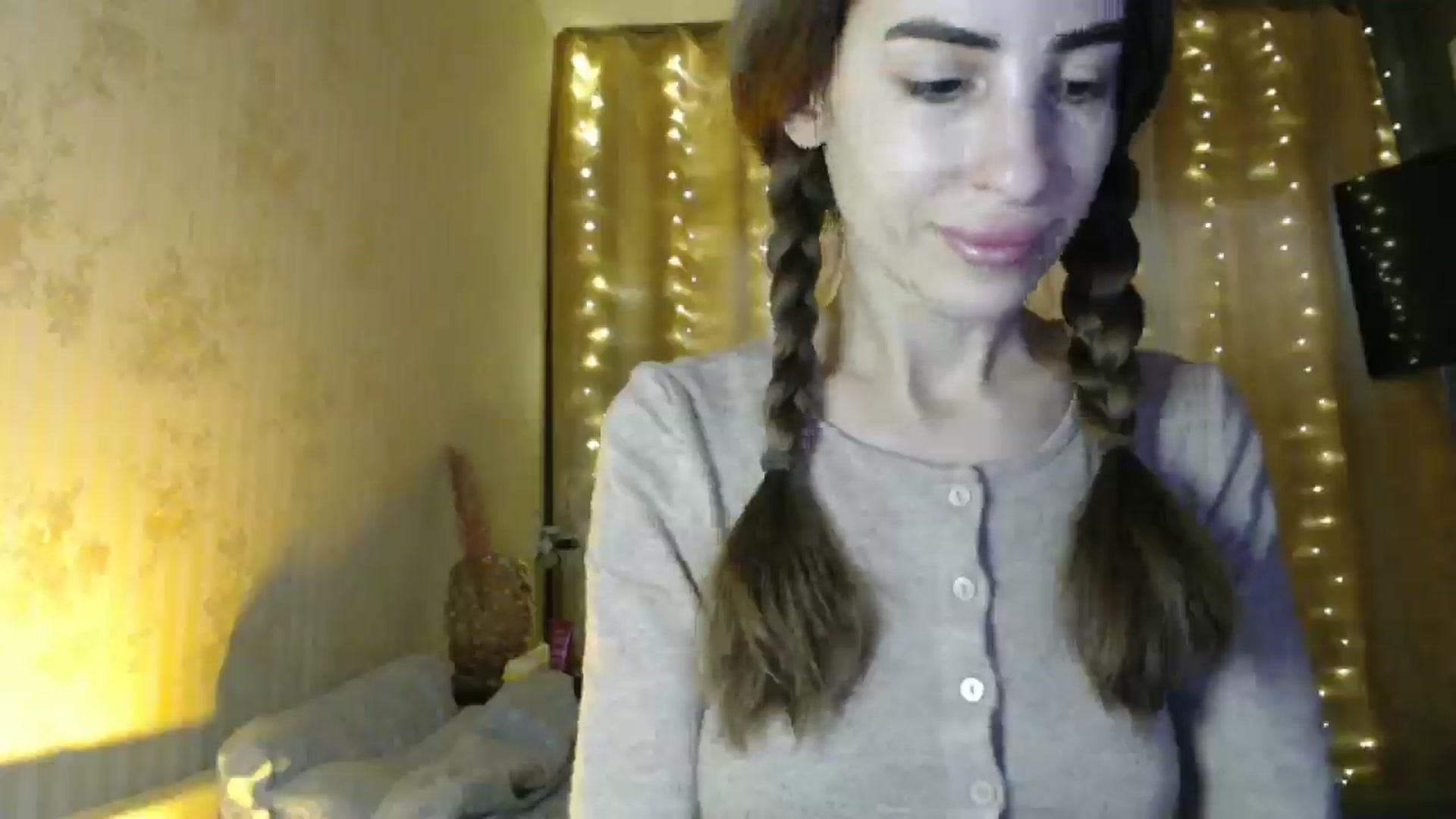 Gallery image thumbnail from Nora_Sweet's myfreecams stream on, 12/23/2024, 10:13 image 7 of 20