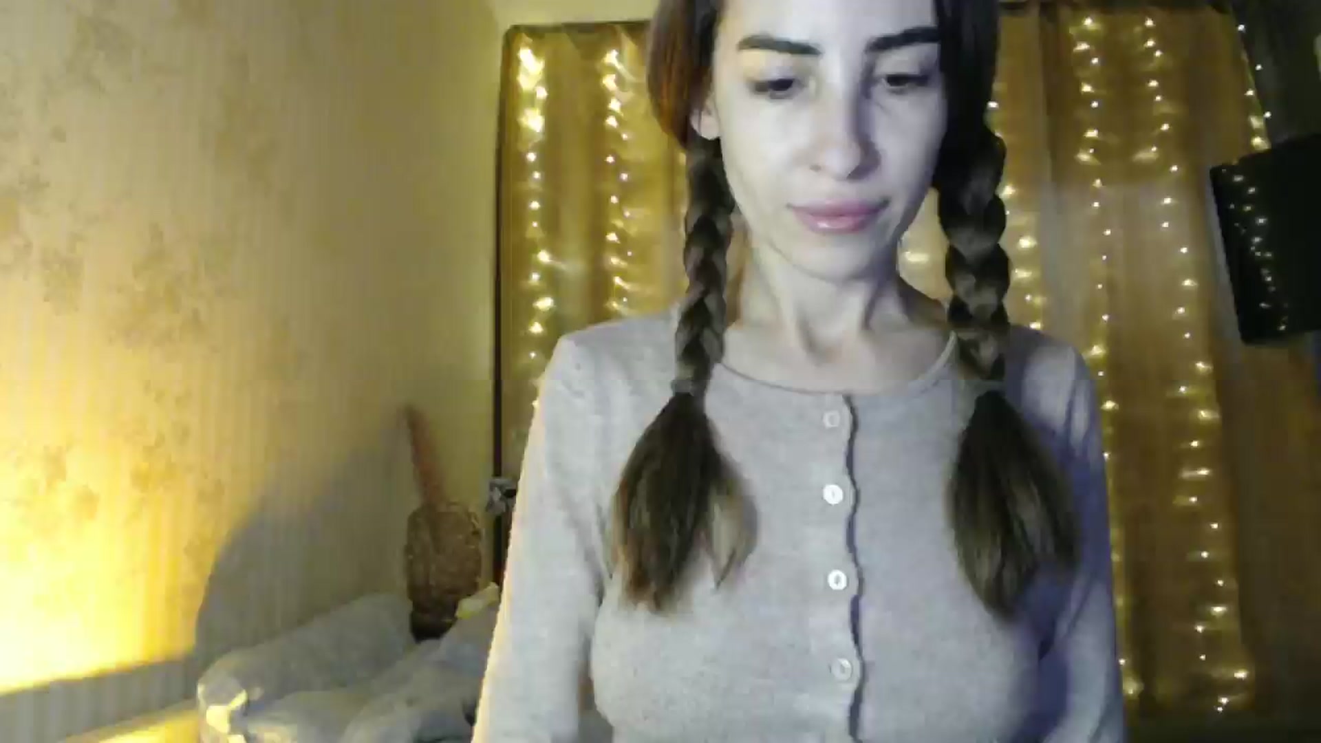 Gallery image thumbnail from Nora_Sweet's myfreecams stream on, 12/23/2024, 10:13 image 16 of 20