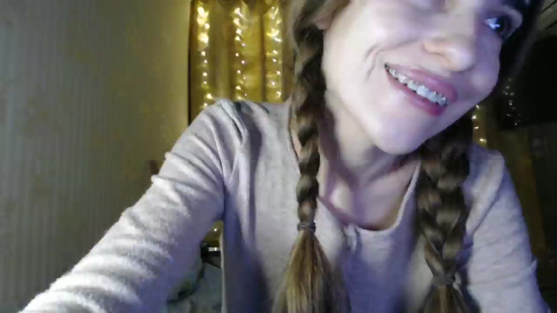 Gallery image thumbnail from Nora_Sweet's myfreecams stream on, 12/23/2024, 14:11 image 8 of 20