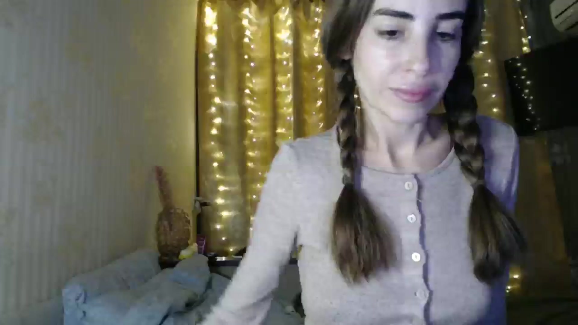 Gallery image thumbnail from Nora_Sweet's myfreecams stream on, 12/23/2024, 14:11 image 16 of 20