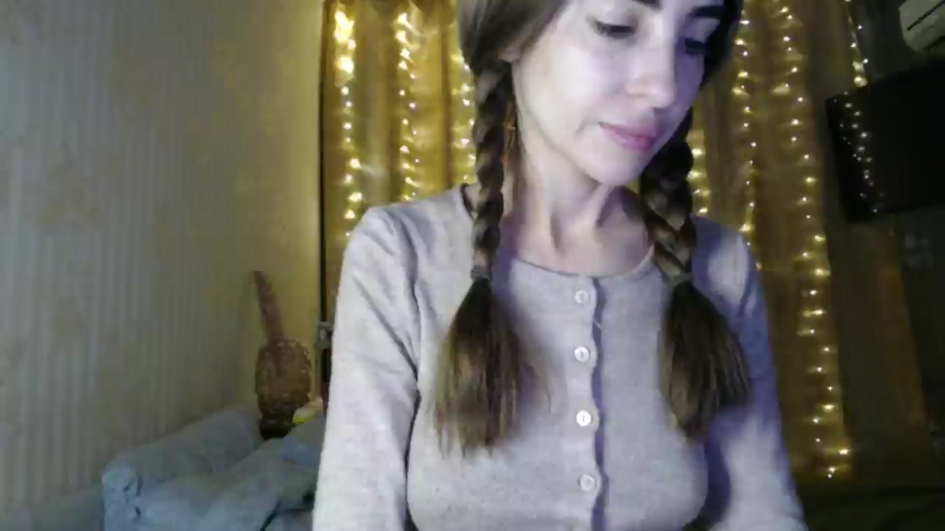 Gallery image thumbnail from Nora_Sweet's myfreecams stream on, 12/23/2024, 14:11 image 9 of 20