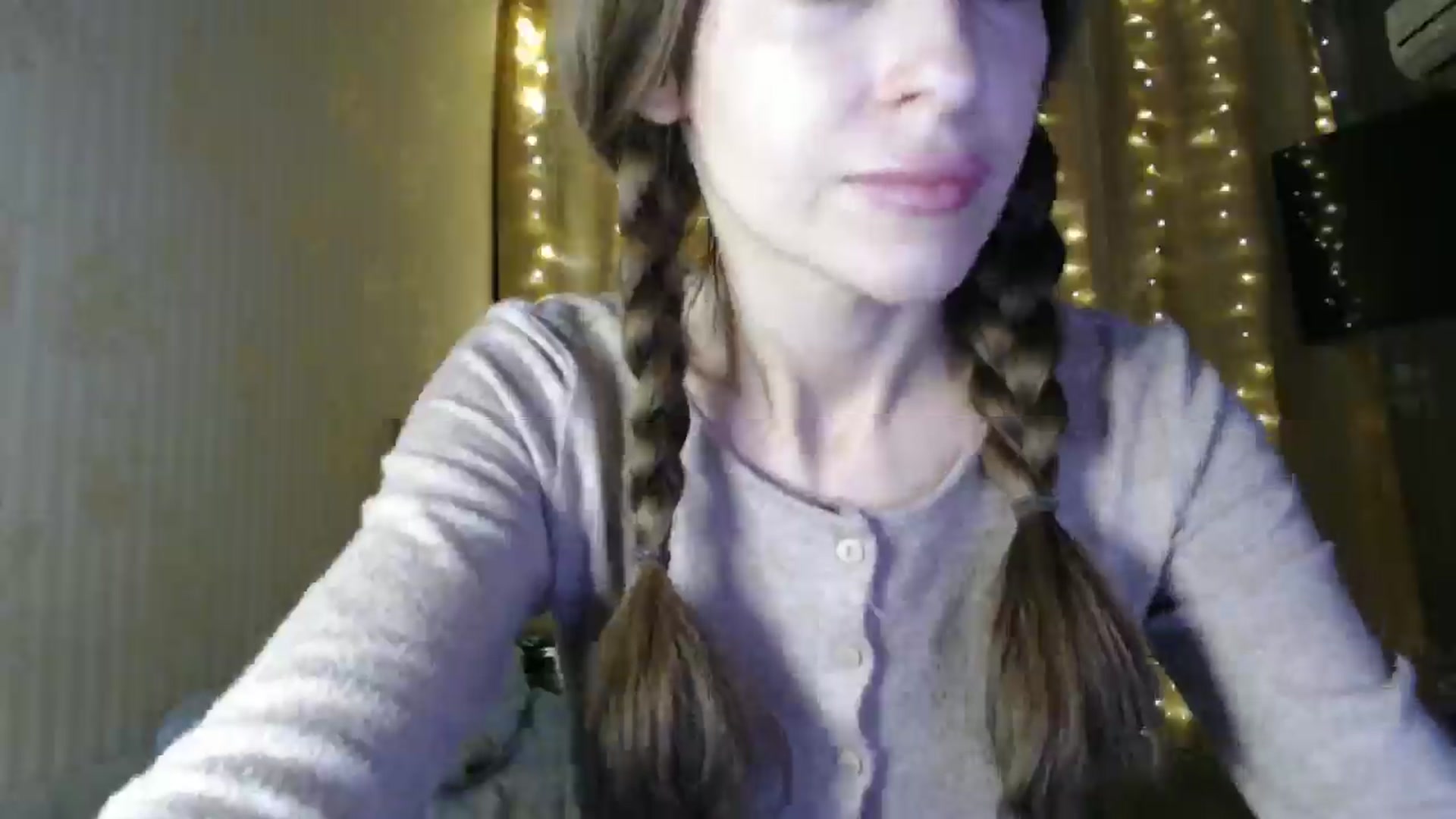 Gallery image thumbnail from Nora_Sweet's myfreecams stream on, 12/23/2024, 14:11 image 10 of 20