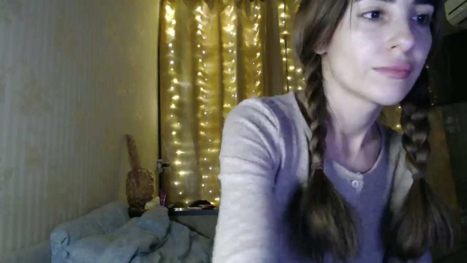 Gallery image thumbnail from Nora_Sweet's myfreecams stream on, 12/23/2024, 14:41 image 17 of 20