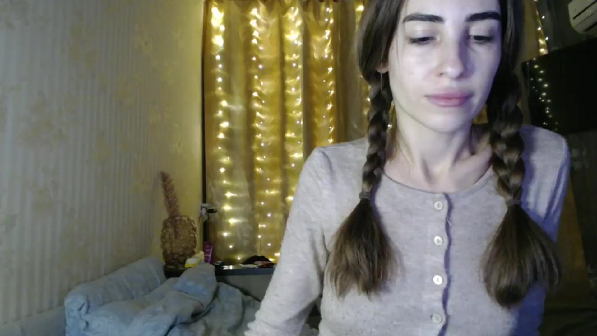 Gallery image thumbnail from Nora_Sweet's myfreecams stream on, 12/23/2024, 14:41 image 14 of 20