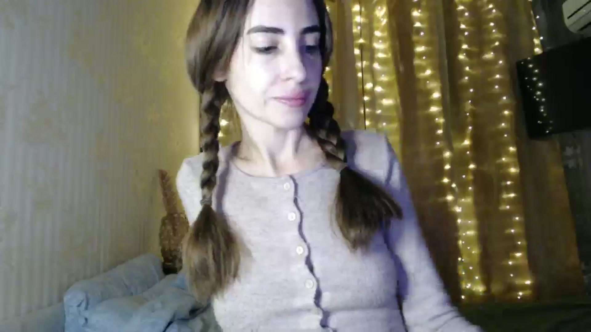 Gallery image thumbnail from Nora_Sweet's myfreecams stream on, 12/23/2024, 14:41 image 8 of 20