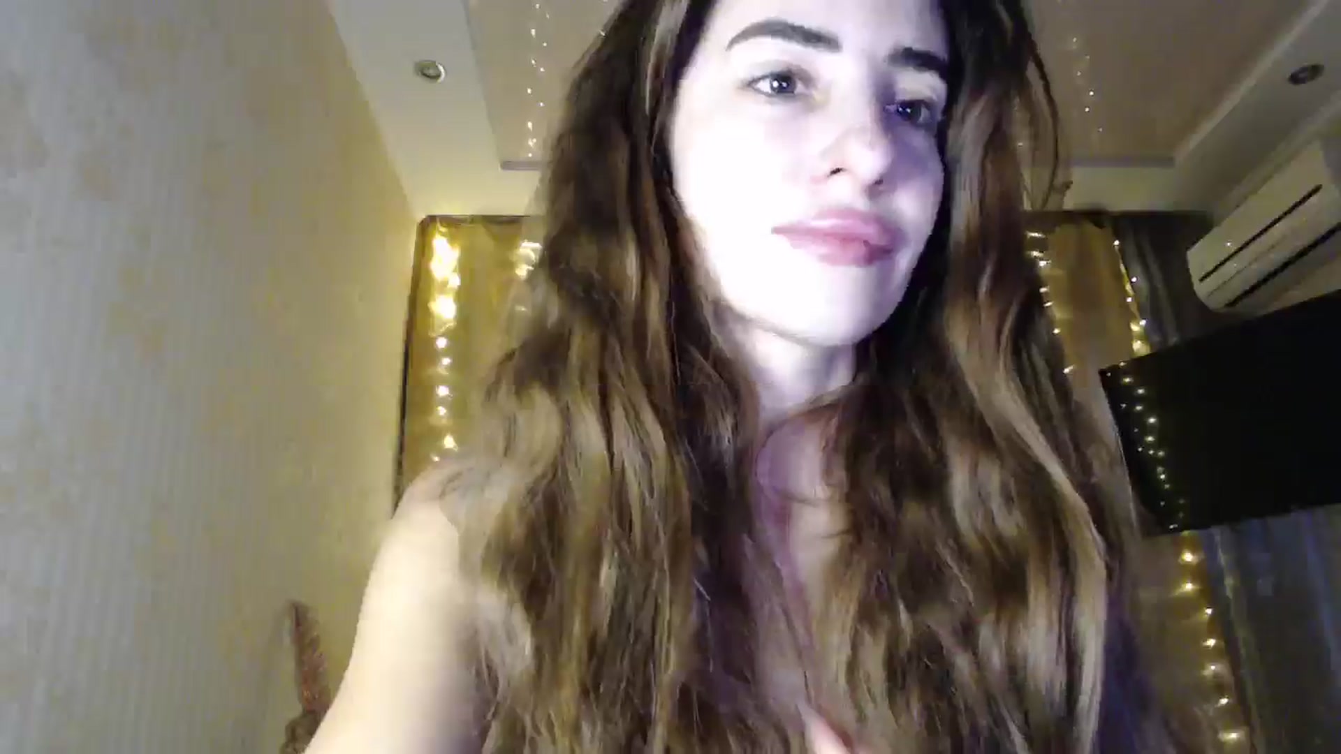 Gallery image thumbnail from Nora_Sweet's myfreecams stream on, 12/24/2024, 07:53 image 20 of 20