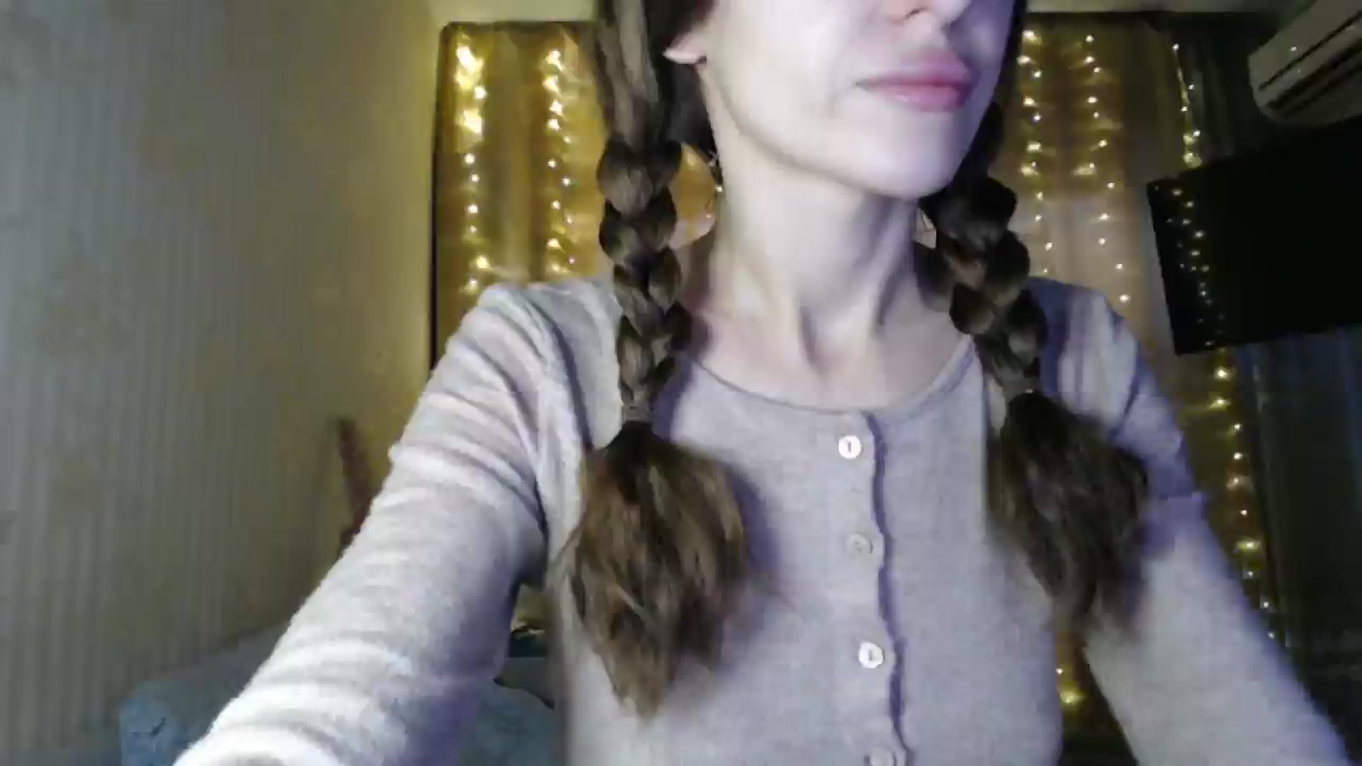Gallery image thumbnail from Nora_Sweet's myfreecams stream on, 12/24/2024, 08:52 image 14 of 20