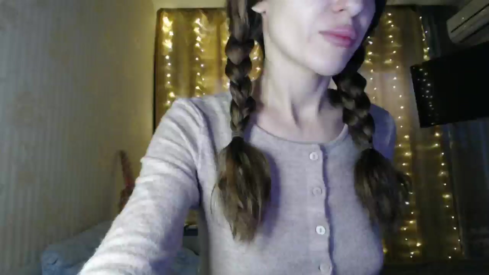 Gallery image thumbnail from Nora_Sweet's myfreecams stream on, 12/24/2024, 08:52 image 3 of 20
