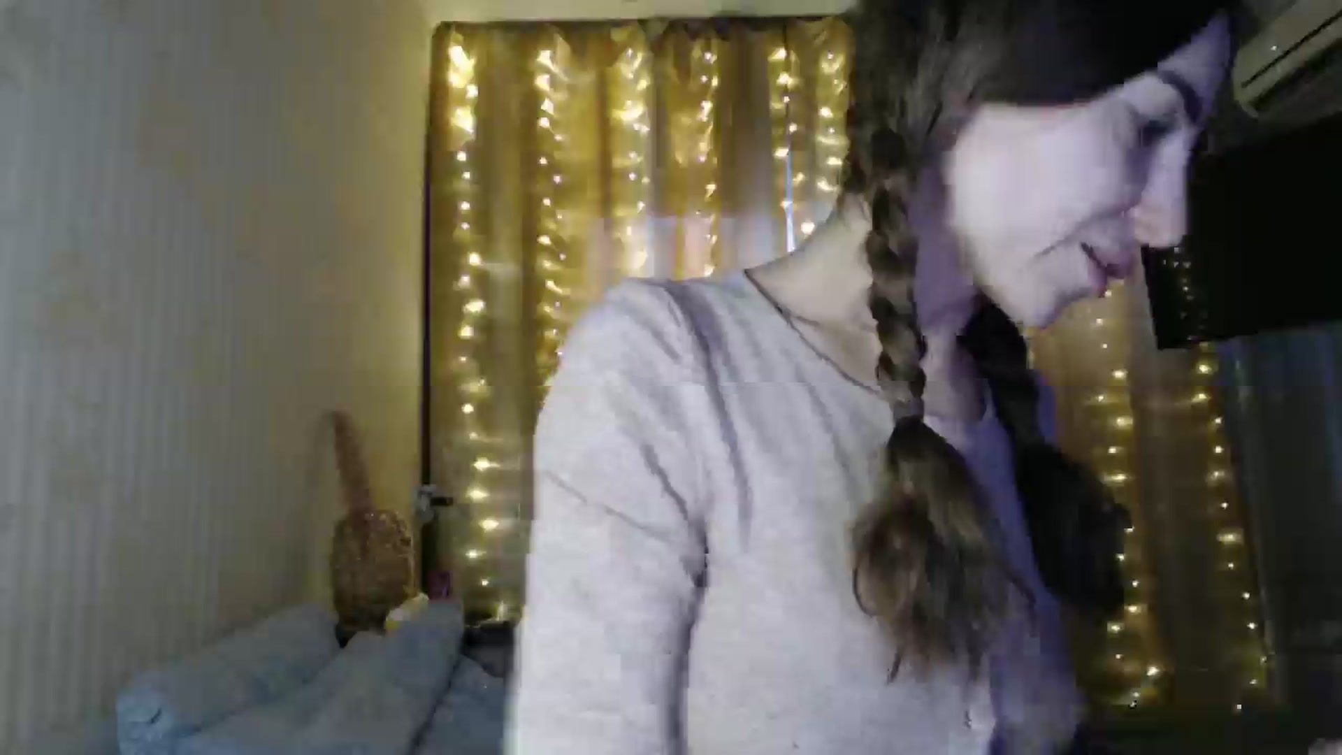 Gallery image thumbnail from Nora_Sweet's myfreecams stream on, 12/24/2024, 08:52 image 17 of 20