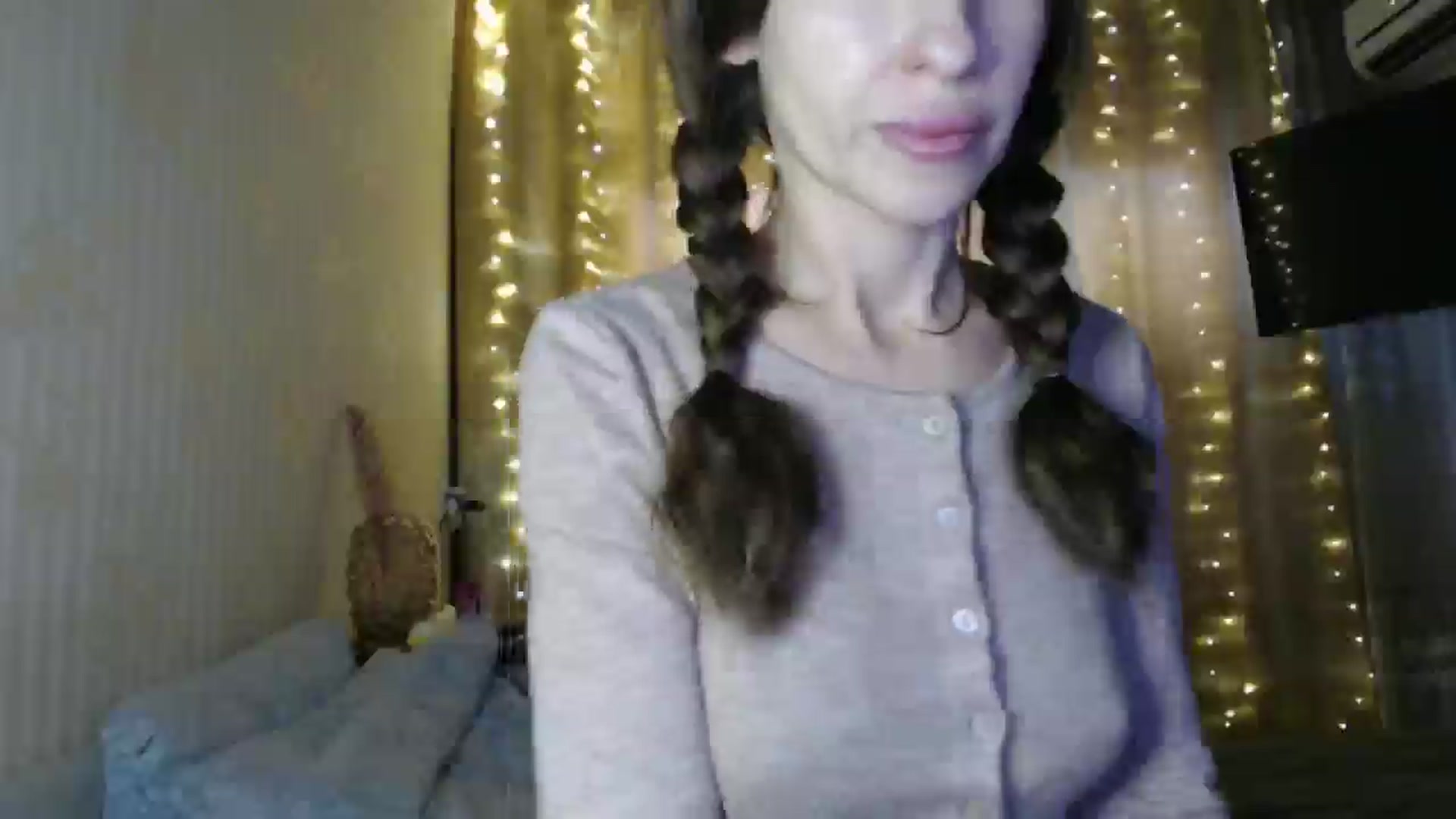 Gallery image thumbnail from Nora_Sweet's myfreecams stream on, 12/24/2024, 10:44 image 3 of 20