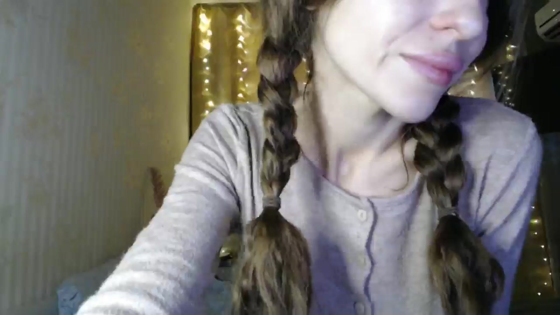 Gallery image thumbnail from Nora_Sweet's myfreecams stream on, 12/24/2024, 10:44 image 15 of 20