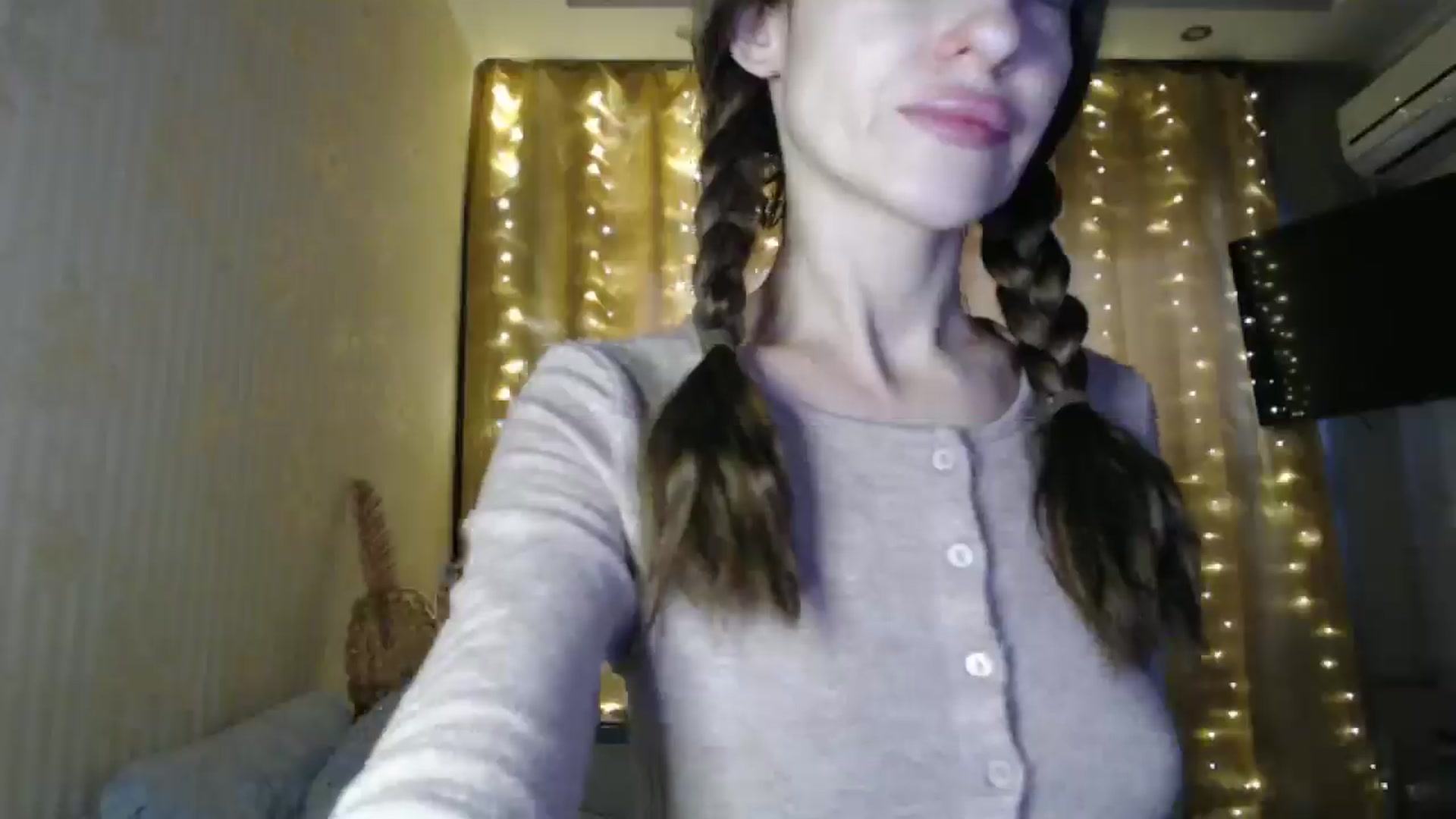 Gallery image thumbnail from Nora_Sweet's myfreecams stream on, 12/25/2024, 08:43 image 5 of 20